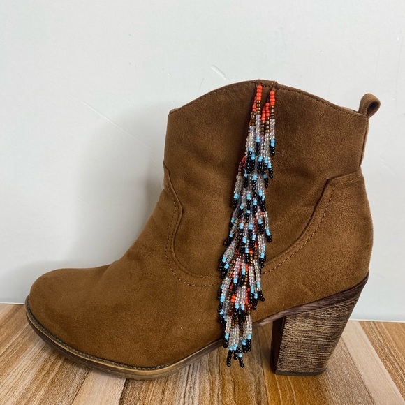 Belluci Brown Suede Heeled Boots with Beaded Tassels Women’s US Size 10.5 - Picture 3 of 9